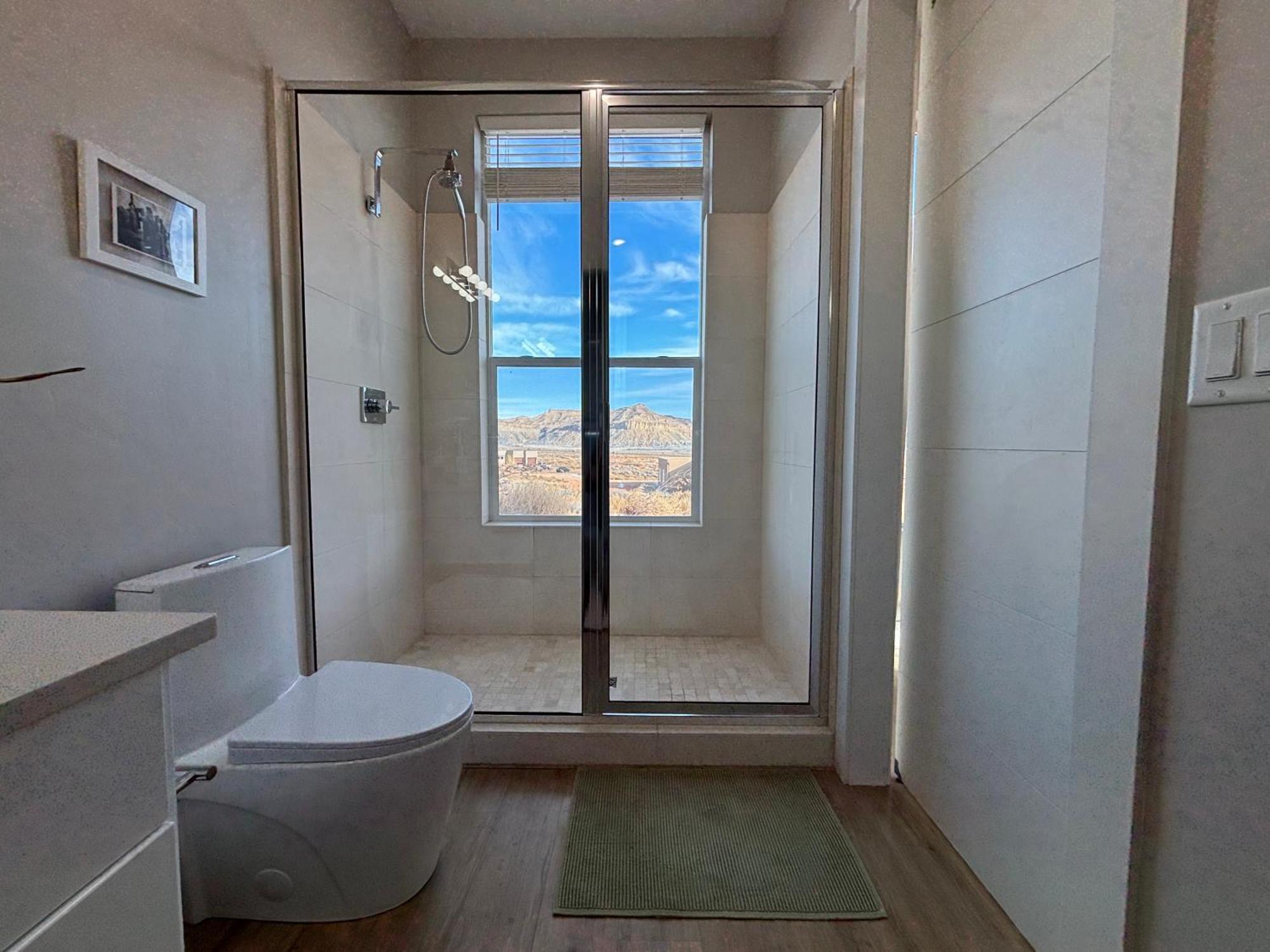 ביג ווטר Calming Canyon Sanctuary With Grand Mesa Views מראה חיצוני תמונה