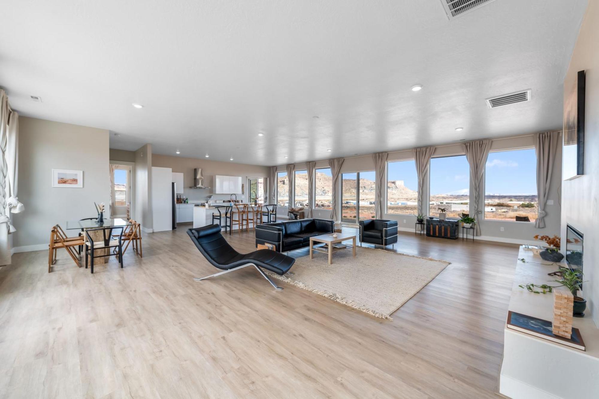 ביג ווטר Calming Canyon Sanctuary With Grand Mesa Views מראה חיצוני תמונה